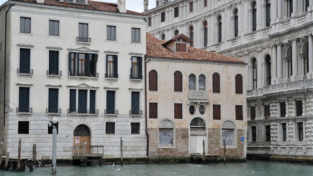 Herec Johnny Depp si koupil v Bentkch palc ze 17. stolet. Palazzo Dona Sangiantoffetti, jak zn pesn nzev, se tak konen dokal rekonstrukce. Na snmku vpravo (2013)