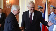 Prezident Miloš Zeman jmenoval novým premiérem Jiřího Rusnoka (25. června 2013) Prezident Miloš Zeman jmenoval novým premiérem Jiřího Rusnoka (25. června 2013)