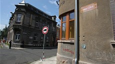 Všechny přístupové cesty na náměstí Legií, kde se koná protiromská demonstrace,... Všechny přístupové cesty na náměstí Legií, kde se koná protiromská demonstrace,...