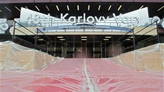 V karlovarském hotelu Thermal finišují přípravy na 48. ročník mezinárodního... V karlovarském hotelu Thermal finišují přípravy na 48. ročník mezinárodního...