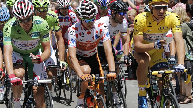 Zleva Alexander Kristoff, Juan Jose Lobato a Marcel Kittel na Tour de France 2013.