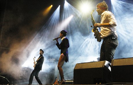 Z vystoupení Parov Stelar Band na festivalu Rock for People (3. ervence 2013)