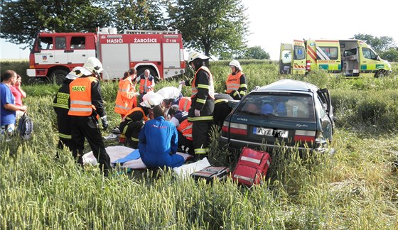 Nehoda osobního auta u Archlebova si vyádala pt zranných.