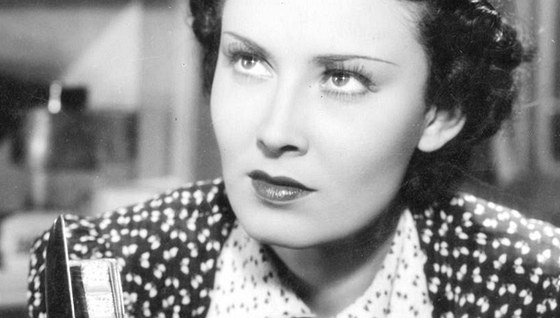Lída Baarová ve filmu Panenství (1937)