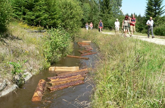 V letech 1791 a 1892 se kanálem splavilo více ne osm milion kubík