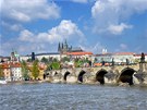 Karlv most je nejstar stojc most pes eku Vltavu v Praze a druh...