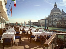 Apartmá Redentore Terrazza Suite je ozdobou hotelu Gritti Palace v Benátkách. A...