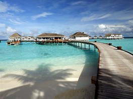 Ocean Pavilion v hotelu Huvafen Fushi na Maledivách. Soukromé apartmány, které...