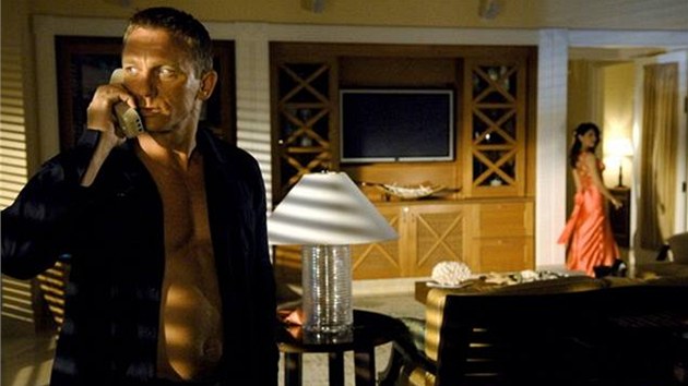 Casino Royale - Casino Royale, snímek z filmu