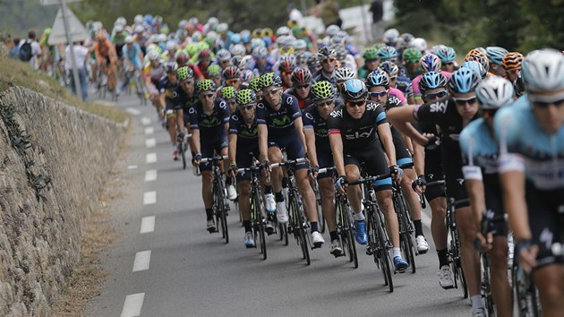 Peloton Tour de France  v prbhu 5. etapy.