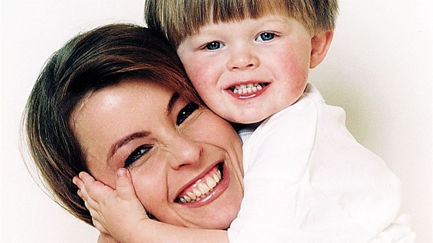 Iveta Barto&scaron;ov&aacute; a jej&iacute; syn Artur &Scaron;taidl (1999)