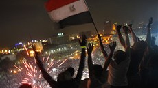 Mursího odprci se radují na Tahrírském námstí (3. ervence 2013)