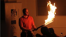 Na velkoryse pojatém projektu Zlepši si techniku se bude podílet i známý... Na velkoryse pojatém projektu Zlepši si techniku se bude podílet i známý...