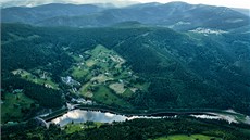 Labská přehrada u Špindlerova Mlýna v Krkonoších. Labská přehrada u Špindlerova Mlýna v Krkonoších.