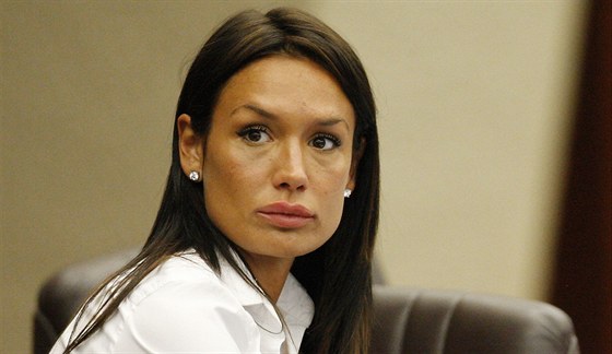 Berlusconiho dentistka a bývalá italská regionální politika Nicole Minettiová.