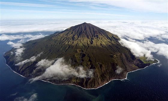Tristan da Cunha. Hlavní ostrov stejnojmenné skupiny sopených ostrov leí v...