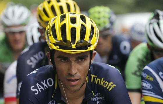 CO S TÍM. Alberto Contador na Tour de France zatím marn stíhal suveréna