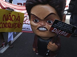 Ve dvacetimilionovém Sao Paulu dopravní odbory vyzvaly k zablokování 29...