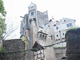 Na hrad Perntejn se natáí nmecký film Poutnice.