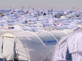 V tuto chvíli ije v obdobných stanech organizace UNHCR (Úad vysokého komisae...