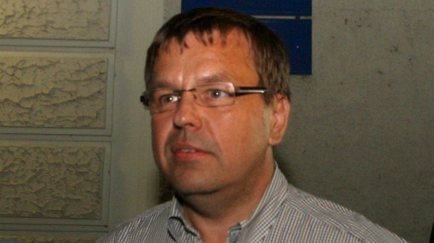 Exposlanec Petr Tlucho vyel z vzen v ter 16. ervence ve 23 hodin.