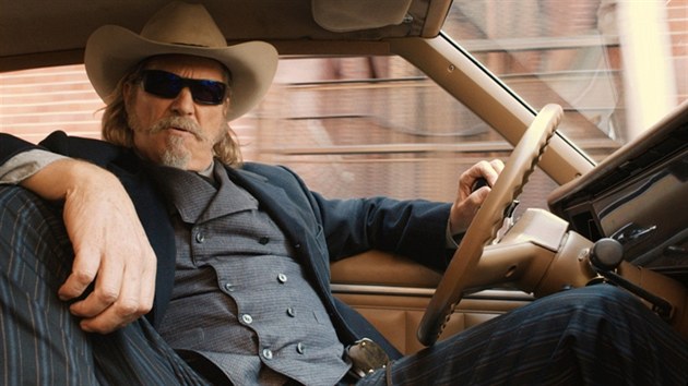 Jeff Bridges ve filmu R.I.P.D.  URNA: tvar Rozhodn Neivch Agent.