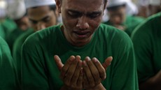 Smutný ramadán. Muslimové, kteí uprchli z Barmy, slaví nejvtí muslimský