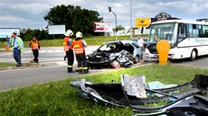 Nehoda autobusu a osobního auta v Heršpické ulici v Brně. Nehoda autobusu a osobního auta v Heršpické ulici v Brně.