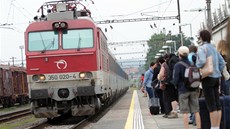 Výluka vlaků v Brně, první všední den Výluka vlaků v Brně, první všední den