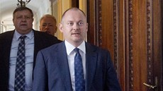 Jihomoravský hejtman a první místopředseda ČSSD Michal Hašek přichází na Jihomoravský hejtman a první místopředseda ČSSD Michal Hašek přichází na