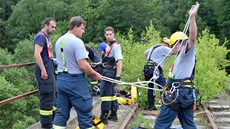 Nezkuenou lezkyni zachraovali hasii v Horním Slavkov z ptadvaceti metrové
