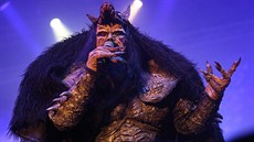 Členové finské kapely Lordi přišli oblečeni v kostýmech, které se inspirovaly... Členové finské kapely Lordi přišli oblečeni v kostýmech, které se inspirovaly...