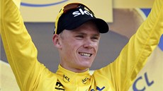 BRITSKÁ MAINA. Lídr Tour de France Chris Froome se raduje z vítzství v 15....