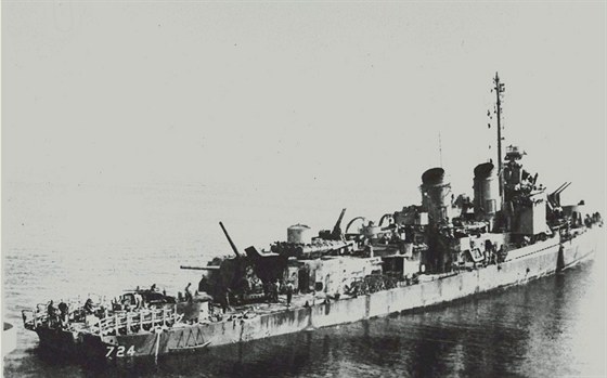 Zábr na vracející se poniený USS Laffey