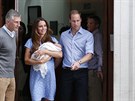 Princ William, Kate a jejich syn (23. ervence 2013)