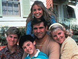 Seriál Bájená léta (1988-1993): Jason Hervey, Fred Savage, Olivia d'Abo, Dan...