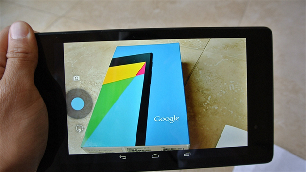 Tablet Nexus 7 (verze 2013) unikl na veejnost jet ped oficilnm pedstavenm.