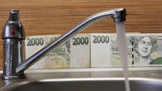 Zisky vodáren stoupají navzdory menší spotřebě. Může za to zdražování.... Zisky vodáren stoupají navzdory menší spotřebě. Může za to zdražování....