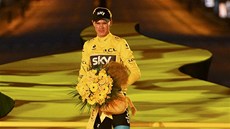 NA VRCHOLU. Britský cyklista Chris Froome ovládl stý roník Tour de France.
