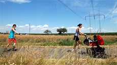 Stezka z Chrudimi do Medlešic je velmi oblíbená mezi cyklisty, bruslaři i Stezka z Chrudimi do Medlešic je velmi oblíbená mezi cyklisty, bruslaři i