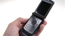 Motorola mla nkolik ikonických model. Star Tac, V3688 (a jejich klony),...