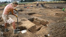 Archeologové provádjí výzkum u Kimic, kudy povede ást mstského okruhu.