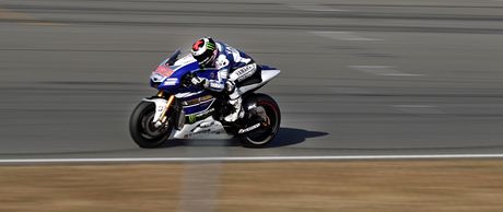 Ve stedu 7. srpna testoval na Masarykov okruhu Jorge Lorenzo.