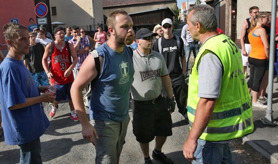 Ve Vítkov se odehrály drobnjí incidenty a po ukonení demonstrace. Jak akce skoní v Ostrav?