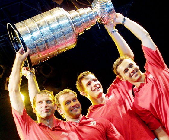 2002 / Detroit Red Wings: Dominik Haek, Ji lgr, Ji Fischer a Ladislav...