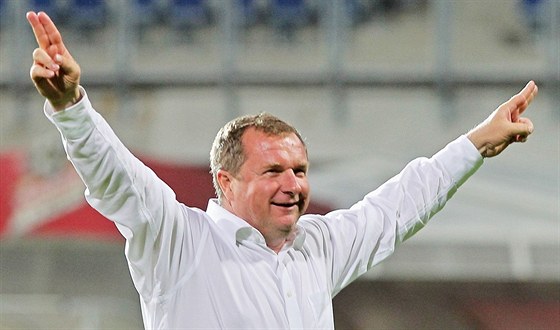 Pavel Vrba slaví vítzství.