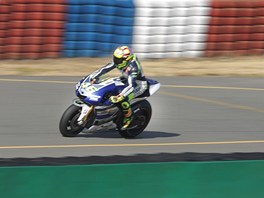 Ve stedu 7. srpna testoval na Masarykov okruhu Valentino Rossi.