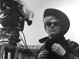 Andy Warhol jako reisér svého filmu Lonesome Cowboys z roku 1968