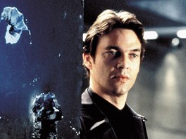 Dougray Scott ve filmu Mission: Impossible II (2000)