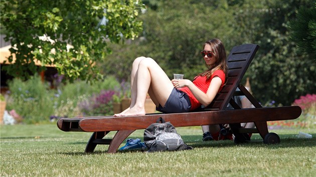 V botanické zahradě v pražské Troji se dá také odpočívat.